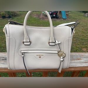 Michael Kors Carine Satchel Sand